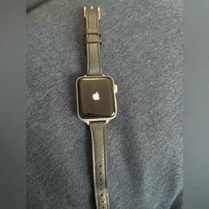 Series 3, 38mm Apple Iwatch